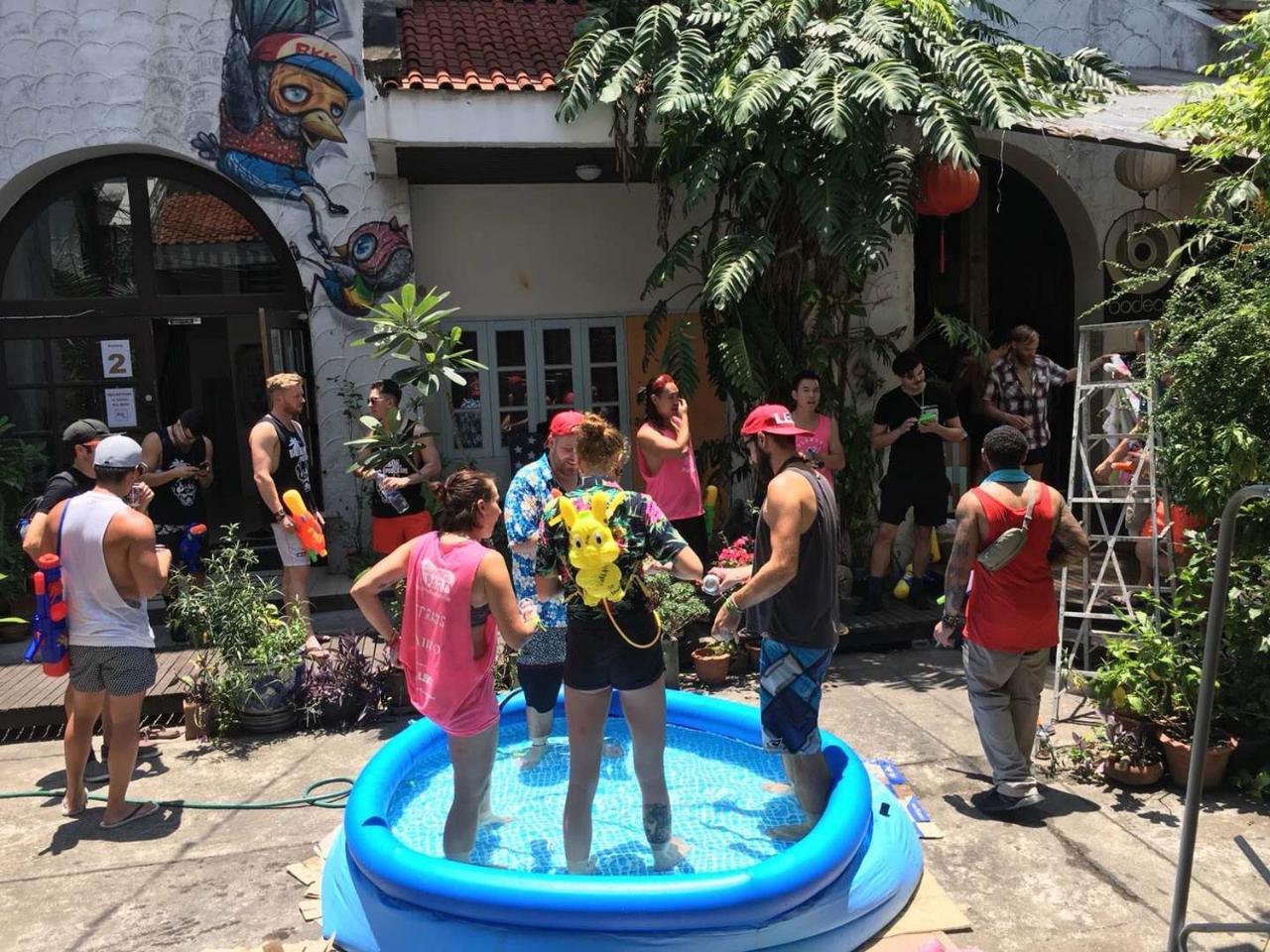 17You Inn Hostel Bangkok Luaran gambar
